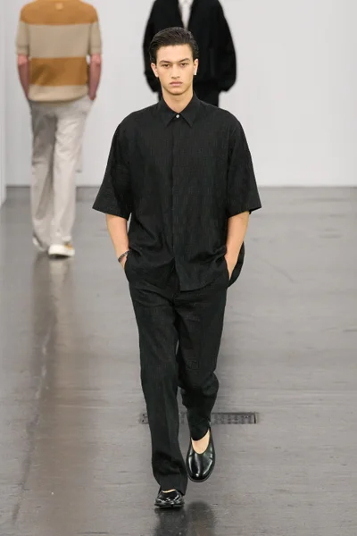 Look 53